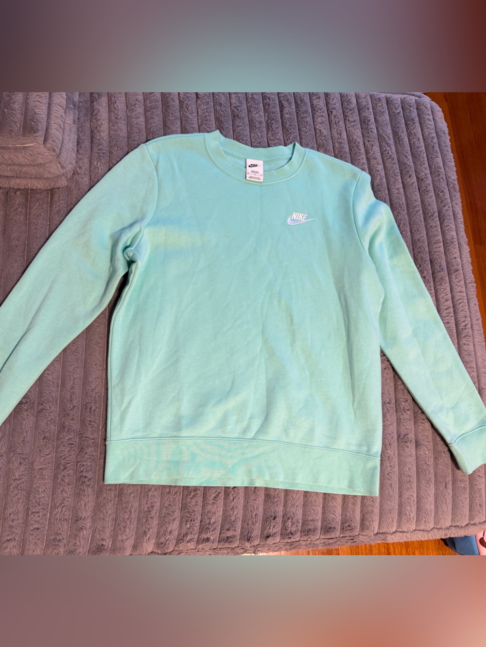 Nike Mint-Tone Crewneck Sweatshirt